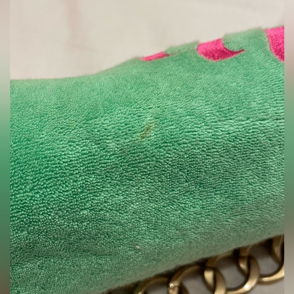 ICONIC JUICY Couture Y2K Vintage Hot Pink Green Princess Crown Heart Barrel Bag - Picture 7 of 12